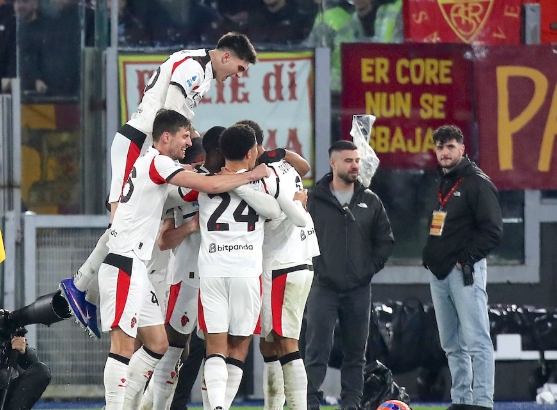 You are currently viewing Roma Ditahan AC Milan 1-1 di Olimpico, Jarak Poin Papan Atas Serie A Tak Berubah