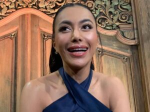 Read more about the article Ramai di Media Sosial, Netizen Bongkar Dugaan Anak Lain Denada di Medan