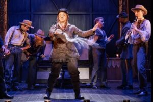 Read more about the article Teater Independen Manchester Raih Pengakuan Nasional di The Stage Awards 2026