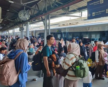 Read more about the article Tiket KA Mudik Lebaran H-2 Resmi Dijual, Catat Jadwalnya